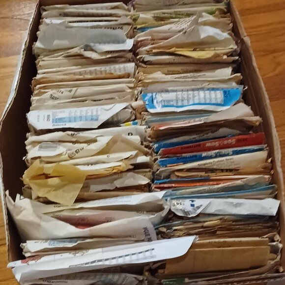 Lot of 95 Vintage Assorted Sewing Patterns Simplicity-Butterick-McCall's-Vogue - Picture 1 of 5